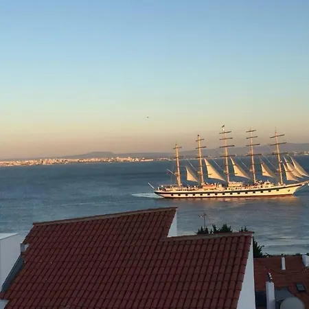 公寓 Penthouse Magnificent River View In Alfama Lisboa